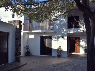 Casa en Fraccionamiento en Palmira Tinguindin Cuernavaca - SOR-314-Fr*