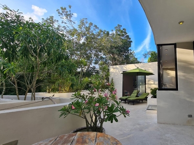 Doomos. Casa en Venta de 5 recámaras en la Veleta Tulum