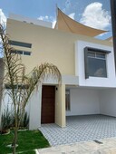 casas en venta - 117m2 - 3 recámaras - san francisco ocotlán - 1,940,000