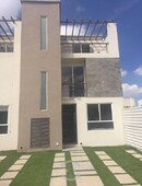 Se vende casa en Lomas de la Plata