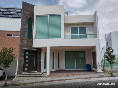 CASA EN RENTA AMUEBLADA PARQUE HABANA, PUEBLA - 2 baños - 211 m2