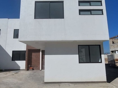 Casa en condominio en venta San Miguel, San Mateo Atenco, Estado De México, México