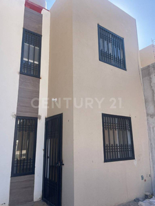 Casa En Renta $ 3000 Paseos De San Agustin