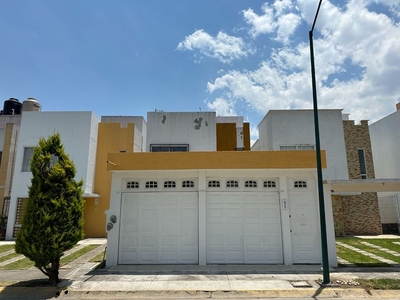 Casa en renta Fraccionamiento Benevento, Estado De México, México