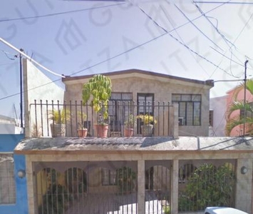 Doomos. Casa en Col Las Flores Ciudad Victoria Tamaulipas