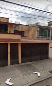 Gran Oportunidad En Remate Bancario, Casa A La Venta En La Popular Colonia Jardin Balbuena. No Creditos