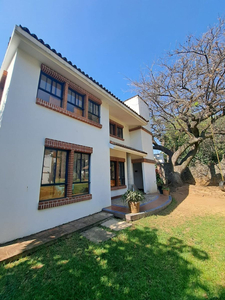 Hotel En Venta, Tepoztlán, 9 Habitaciones.