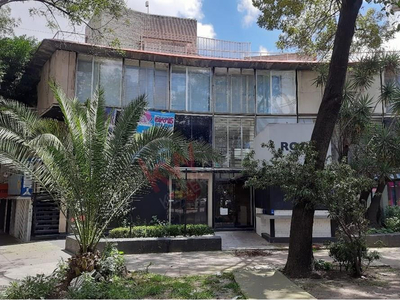 Local Comercial De 162 M2 A Nivel De Calle Con Dos Frentes