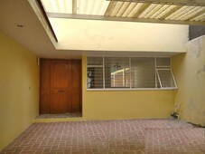 Casas en venta - 341m2 - 4 recámaras - Belisario Domínguez - $3,830,000