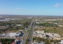 Venta de terreno en esquina en carretera Mérida-Progreso.