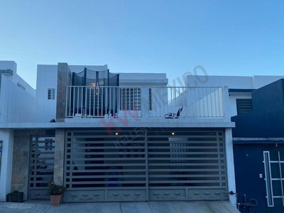 Casa en Venta en Escobedo cerca a Manuel L. Barragan