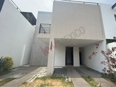 VENTA CASA CONDESA JURIQUILLA ROOF GARDEN, CUARTO DE SERVICIO JARDÍN