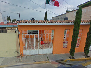 Casa en venta Gladiolas 414, Mz 019, Villa De Las Flores, San Francisco Coacalco, Estado De México, México