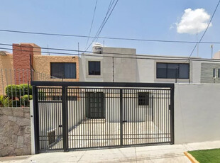Fantástica Casa En Ciudad Satélite En Naucalpan, De ¡remate Bancario Gran Oportunidad! Fm17