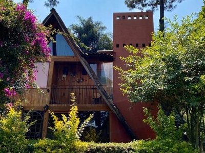 Casa en condominio en renta Calle Vega Del Llano 4-33, Avándaro, Valle De Bravo, México, 51200, Mex