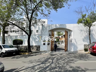 Casa En Condominio En Venta, Colonia Los Alpes, Parte Baja De Las Aguilas