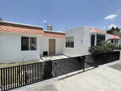 Casa en renta Lomas De Cristy, Naucalpan De Juárez, Estado De México, México