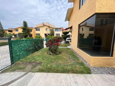 Casa en condominio en venta San Jerónimo Chicahualco, Metepec