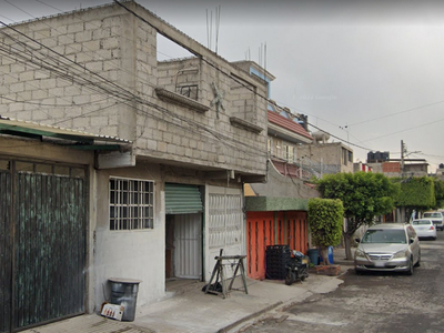 Casa en venta Avenida Cóndor 80, Valle De Aragón, Fraccionamiento Rinconada De Aragón, Ecatepec De Morelos, México, 55140, Mex
