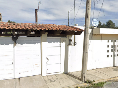 Casa en venta Calle Gran Lago Del Oso 1303-1701, Ocho Cedros, Toluca, México, 50170, Mex