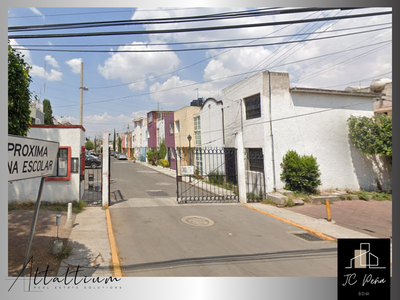 Casa en venta Calle Miguel Negrete 15, Hacienda Xolache, Texcoco, Estado De México, México