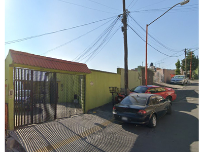 Casa en venta Paseo De Los Coches 84, Residencial El Dorado, Tlalnepantla De Baz, México, 54020, Mex