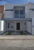 bonita casa en venta en real de valdepeñas, zapopan, jalisco