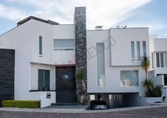 casa moderna en venta ubicada en cumbres del lago juriquilla