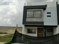 nueva casa en venta en fraccionamiento boreales en zapopan