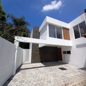 venta casa en bonita privada de 4 casas bellavista cuernavaca