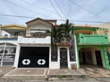 casa en venta en mazatlán sinaloa, mexico. col. jacarandas.4 recamaras.