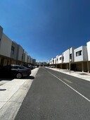 casas en venta - 108m2 - 2 recámaras - el refugio - 2,350,000