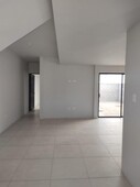 CASA EN VENTA RECAMARA EN PLANTA BAJA FRENTE A PARQUE