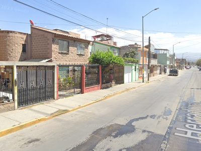 Casa en condominio en venta Los Heroes, Ixtapaluca, Estado De México, México