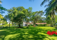luxury estate in exclusive location in golf club la ceiba