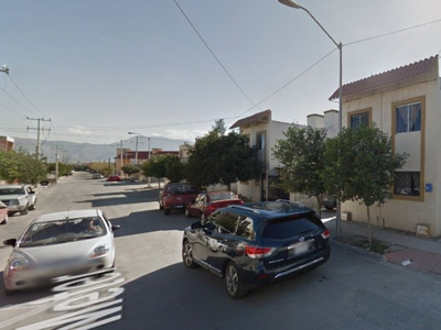 Casa En Remate Bancario En Ciudad De Las Torrres, Saltillo(hasta Un 65% Por Debajo De Su Valor Comercial, No Creditos) -fva