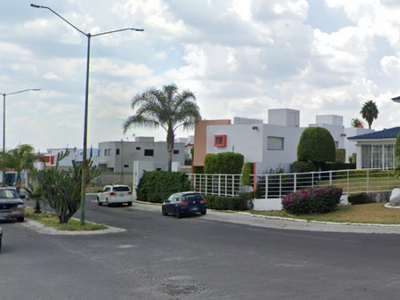 Casa En Venta, Ubicada En Juriquilla Querétaro México, Remate Bancario