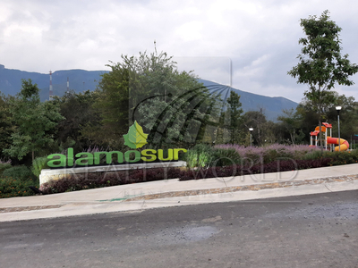 Casas En Venta En Residencial Alamo Sur