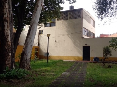 CASA EN VENTA EN COLONIA EDUCACIÓN CON JARDÍN