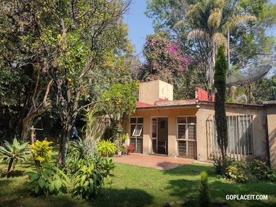 SE VENDE COMO TERRENO Casa en Rancho Cortes , Cuernvaca