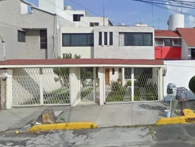 Casa A La Venta En Coyoacán, Insuperable Remate Bancario