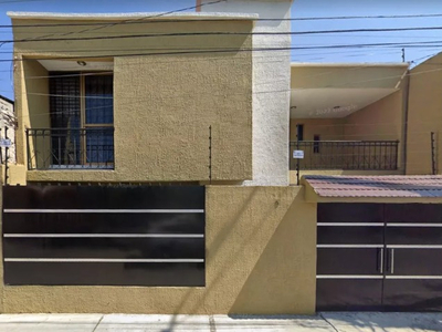 Casa A La Venta En Querétaro, Insuperable Remate Bancario