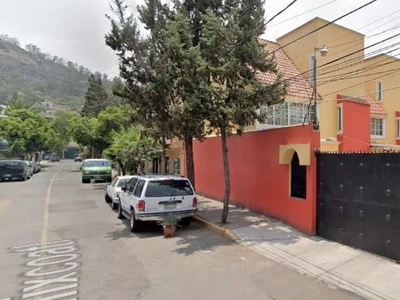 Casa A La Venta En Santa Isabel Tola, Gran Remate Bancario