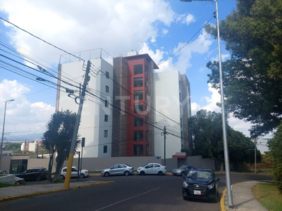 Departamento En Venta, 2 Recámaras,2 Estacionamientos Techados, La Paz, Puebla