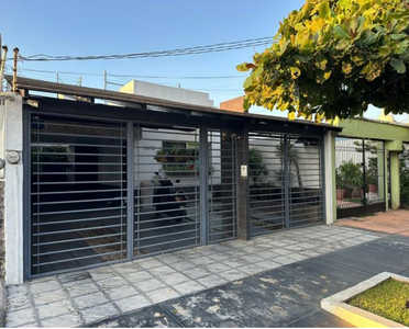 ESPECTACULAR CASA EN VENTA EN COL CHAPALITA UNA PLANTA