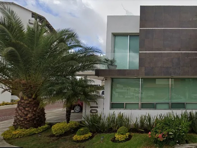 Venta De Casa En Quereyaro, Gran Oportunidad De Remate Bancario