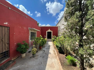 Casa En Venta En El Centro De Mérida, Cerca De La Catedral D