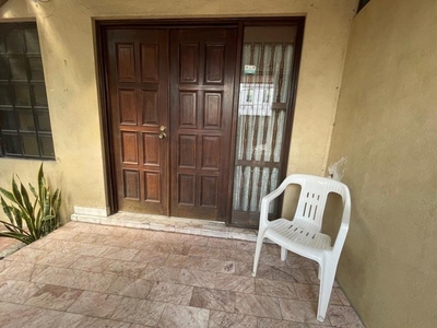 CASA EN VENTA EN MONTERREY RESIDENCIAL FLORIDA 5 RECAMARAS