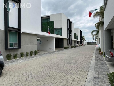 Casa en Venta en Tlaxcalancingo. A 2 min Ciudad Judicial, 3 min Periférico y 5 min Atlixcayotl