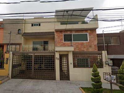 A La Venta; Casa En Remate Hipotecario En Ciudad Satelite, Naucalpan